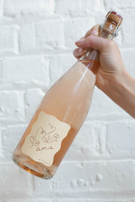 amie non-alcoholic rosé