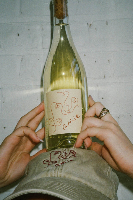amie white, sauvignon blanc