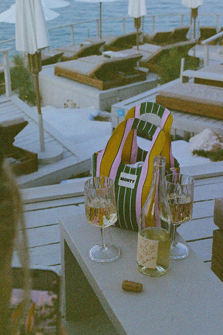 amie white, sauvignon blanc